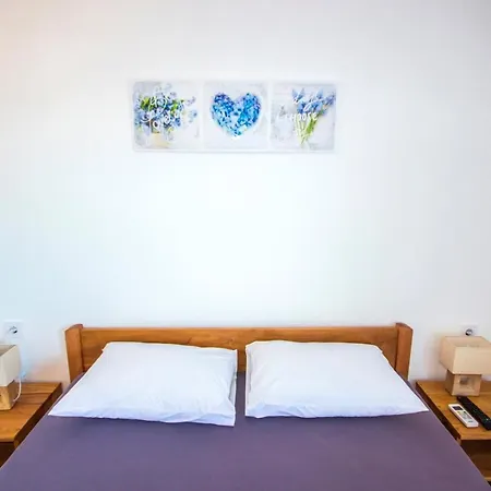 And Skalinada Vendégház Murter