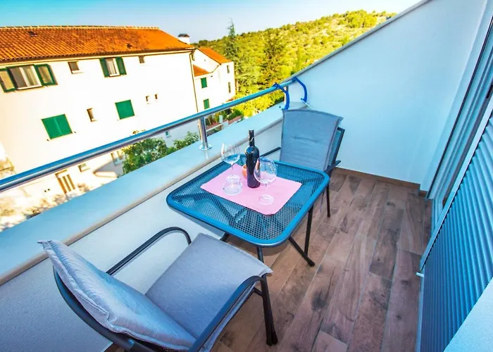 And Skalinada 3* ムルテル