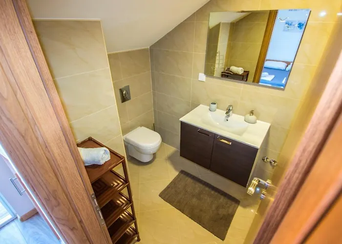 And Skalinada ゲストハウス